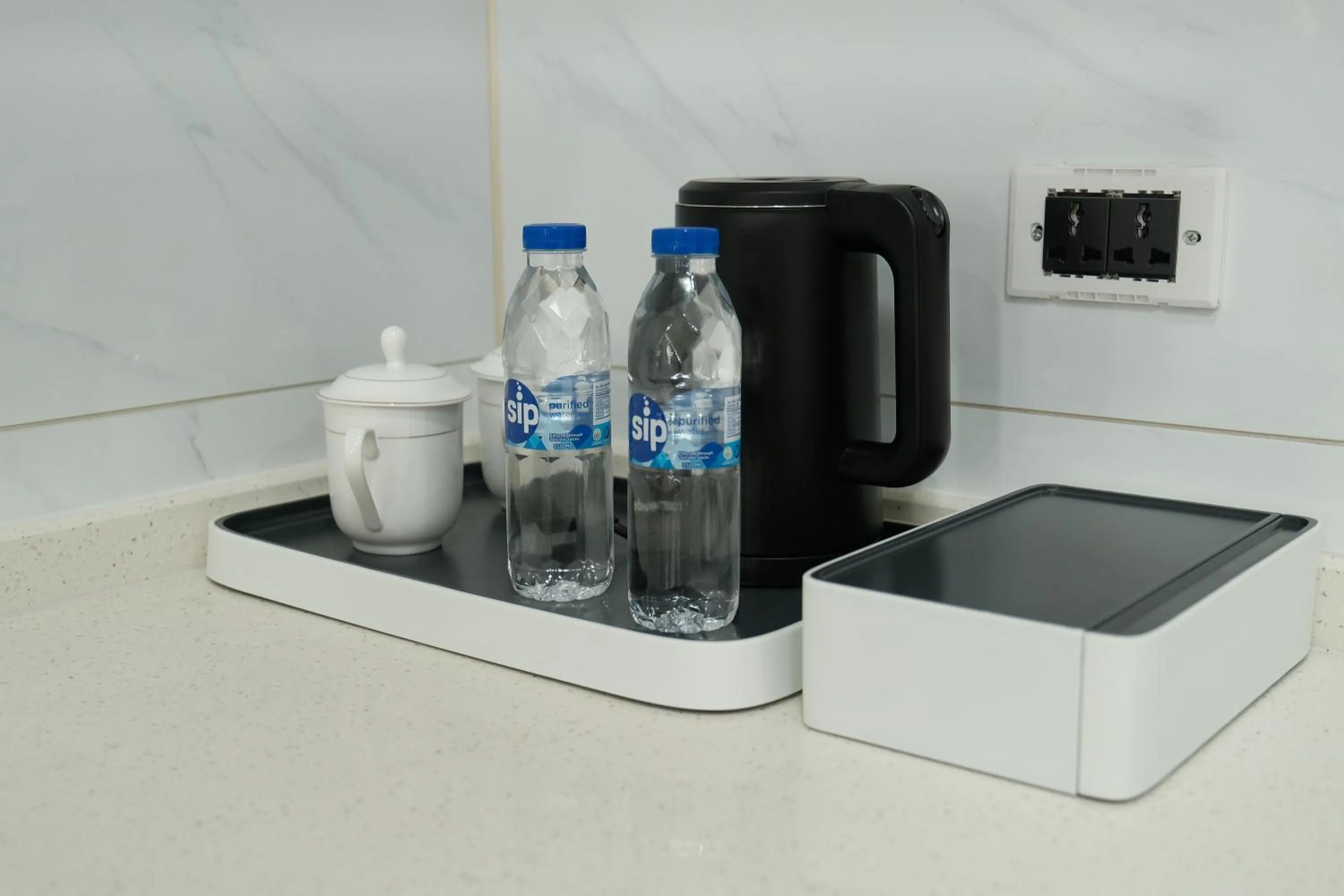 Coffee/tea facilities in Golden Seagulls Hotel