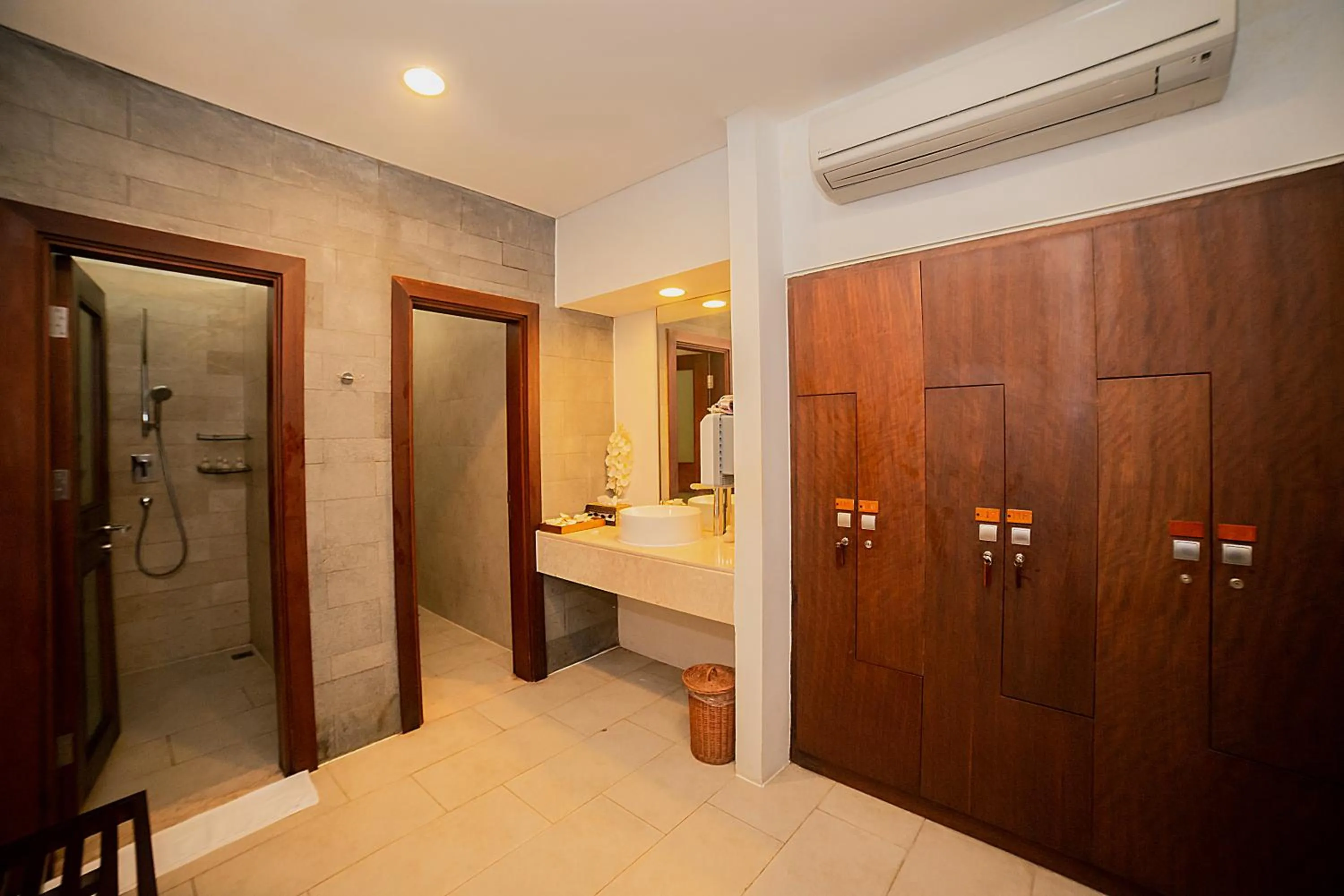 Bathroom in The Ocean Resort Danang