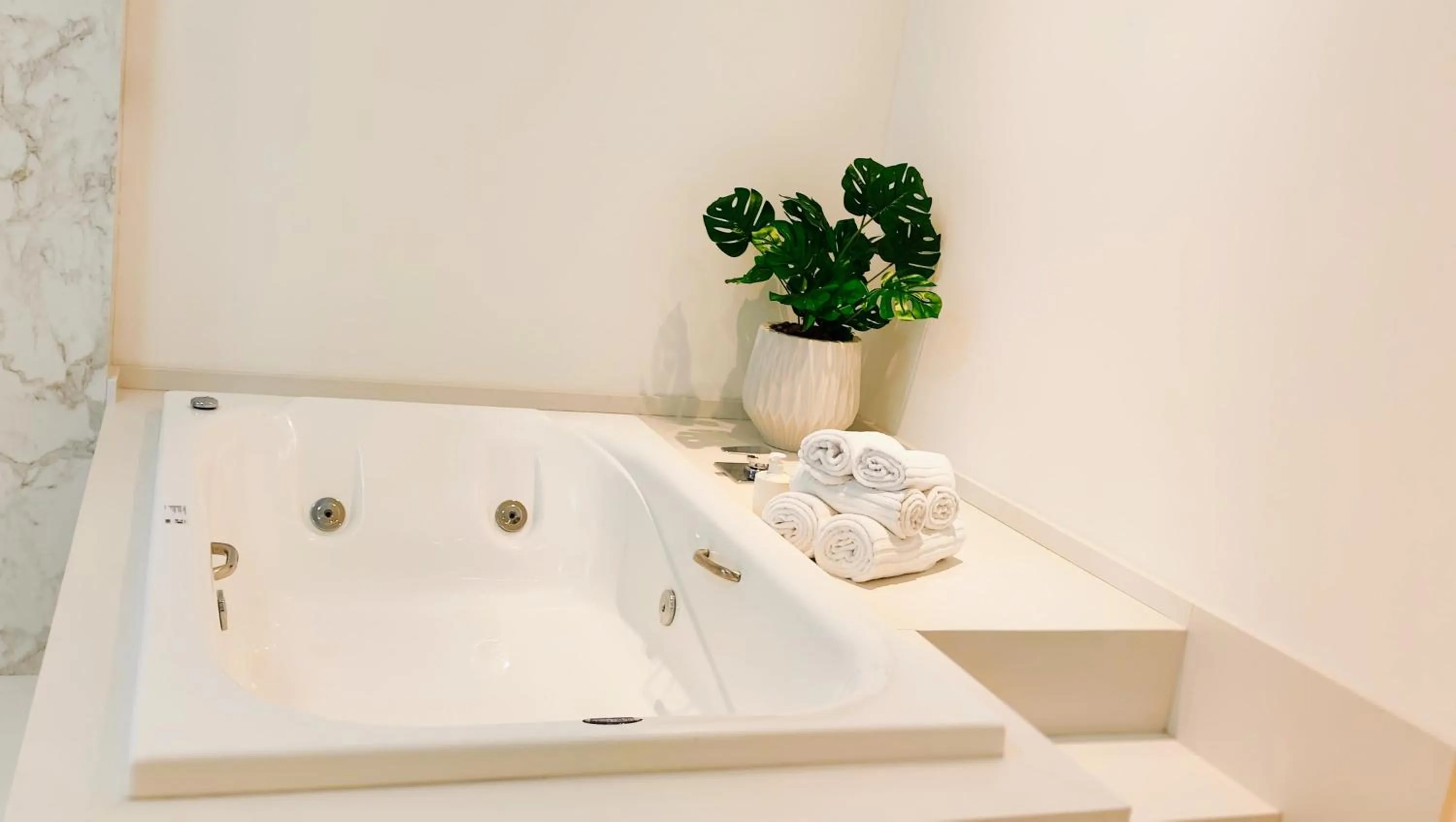 Bath in Hotel Rieger