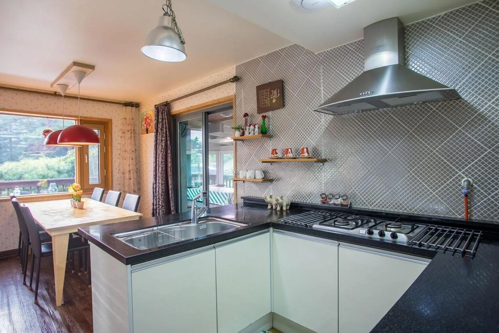 Yangpyeong the Haemil Pension Group, MT, Workshop