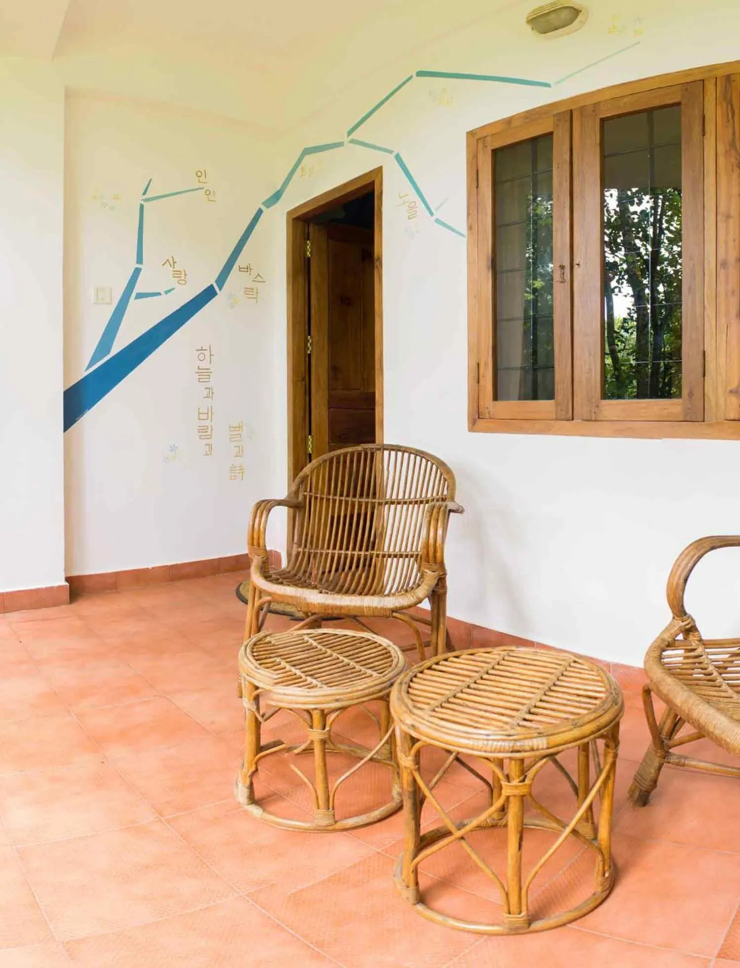 Patio in Chrissie's Hotel