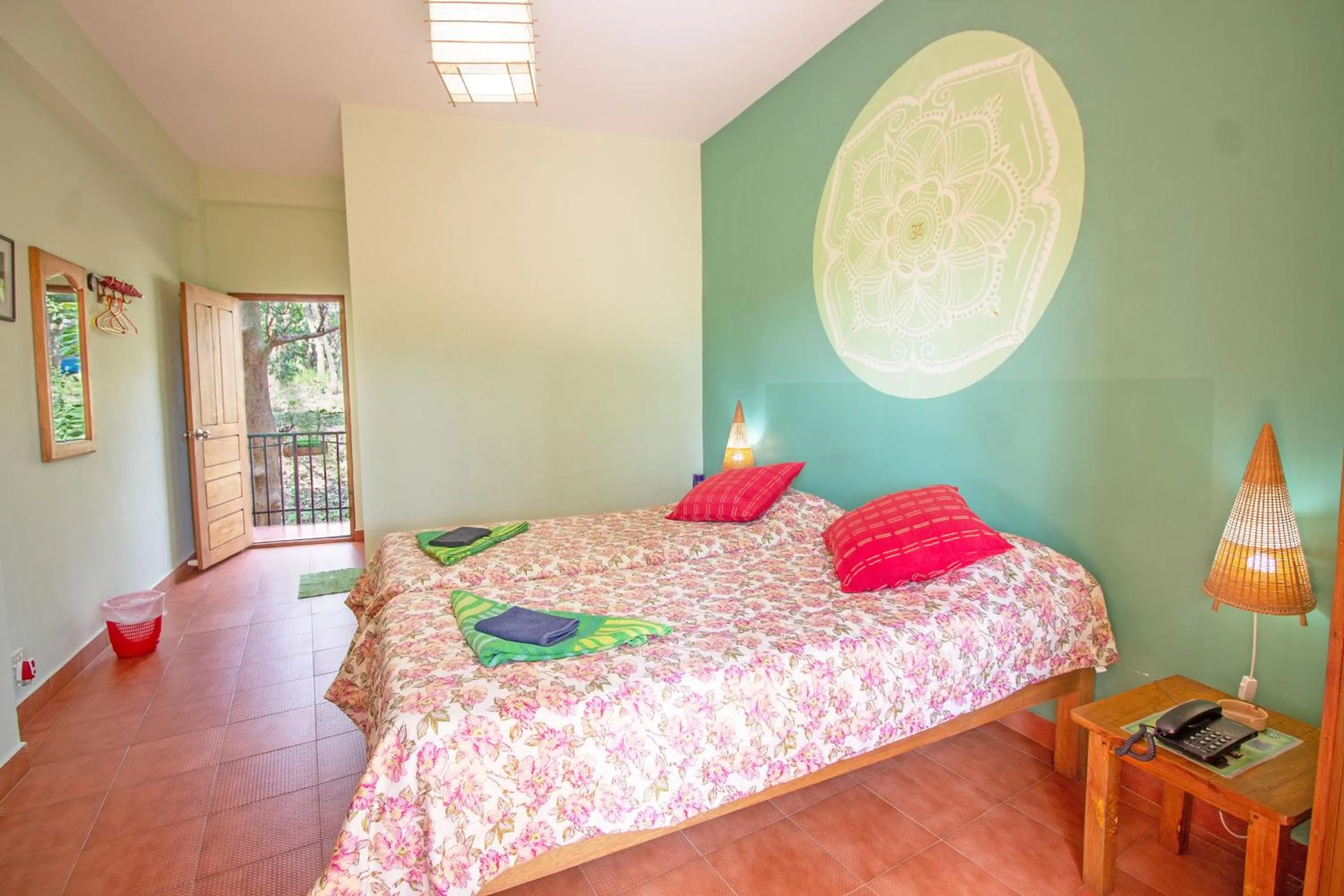 Bedroom, Bed in Chrissie's Hotel