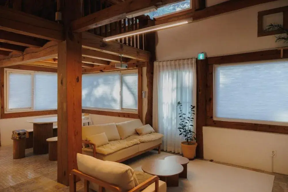 Gangneung Chodang Yogi-suk Gangneung Chodang Yogi-suk