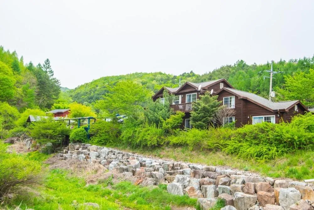 Pyeongchang Zermatt Pension Family, Couple
