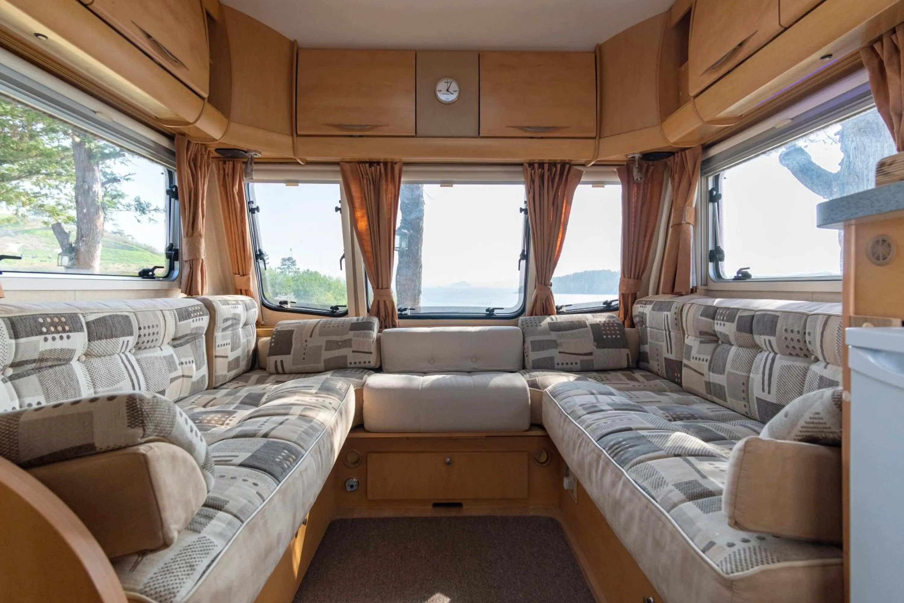 Yeosu Gyeongdo Pension