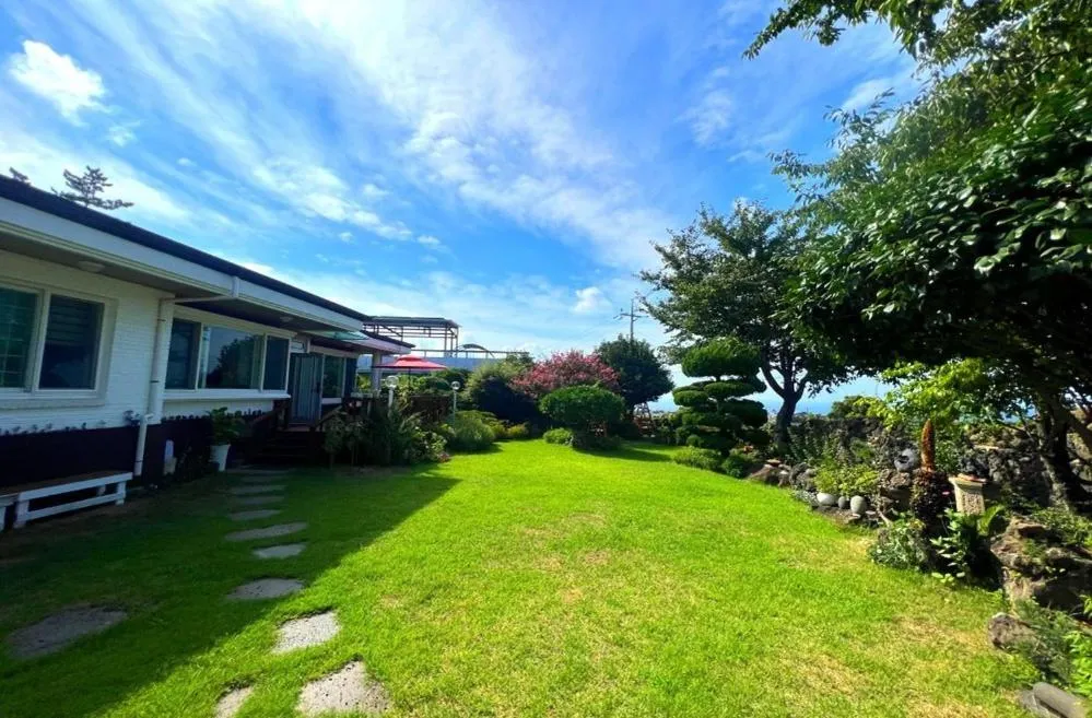 Jeju Haebyeol Private Pension Pet friendly