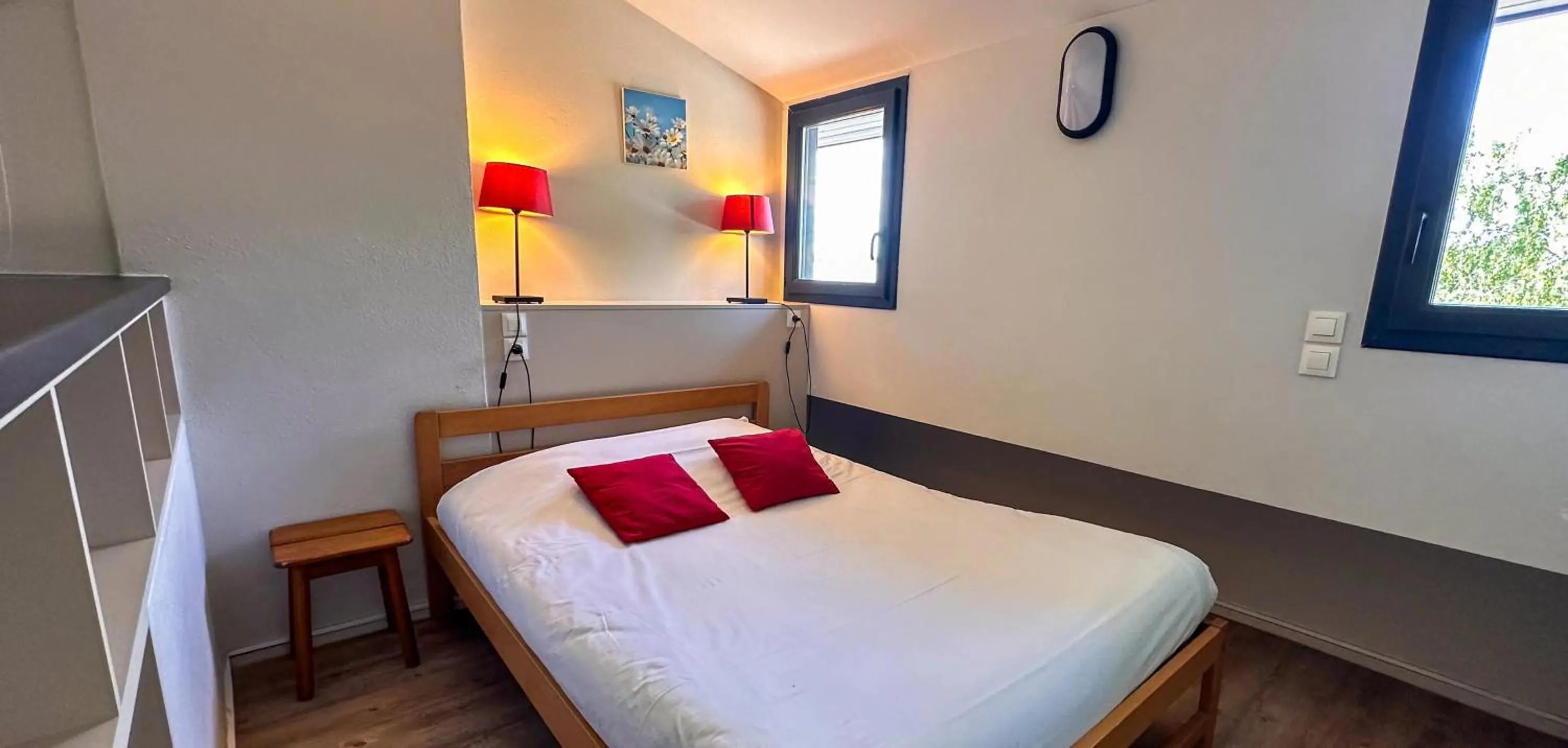 Bed in VVF Haute Loire Saint-Julien-Chapteuil