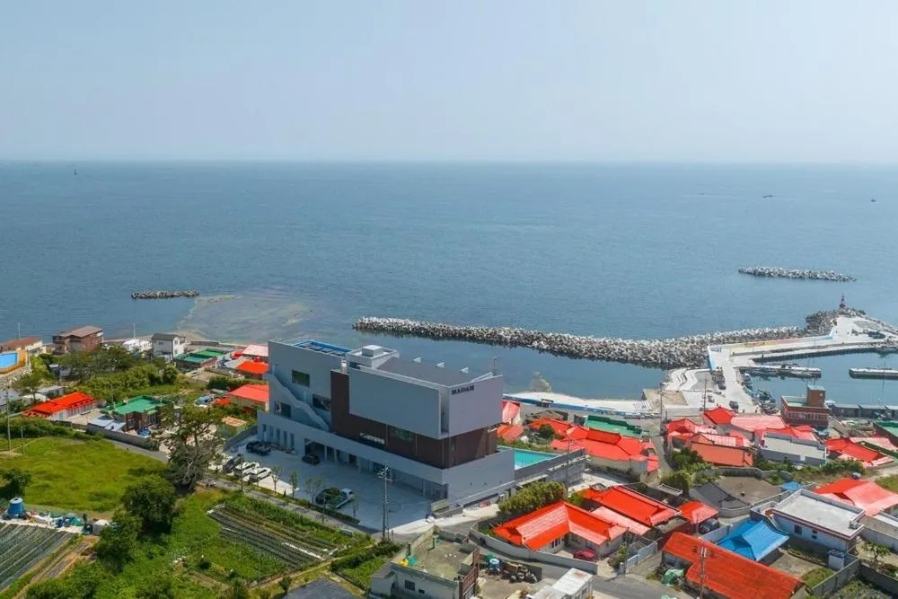 Pohang Madame Annette Pool Villa dogs allowed