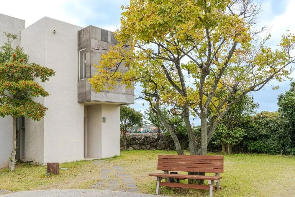 Jeju Aewolae Hyuyang Pension