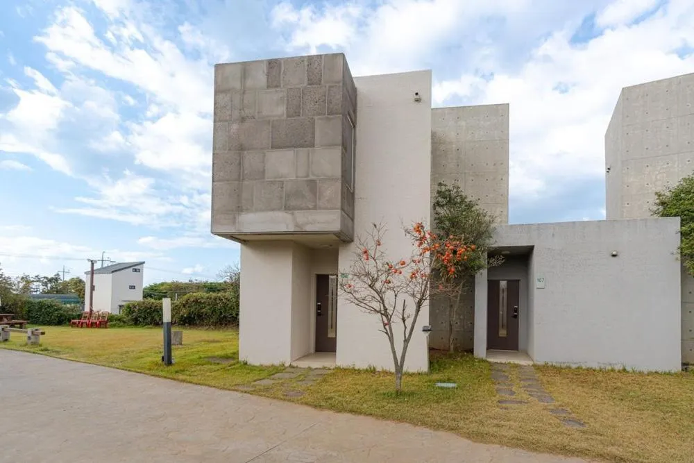 Jeju Aewolae Hyuyang Pension