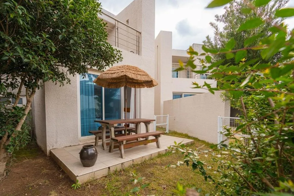 Jeju Aewolae Hyuyang Pension