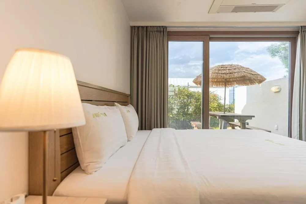 Bed in Jeju Aewolae Hyuyang Pension