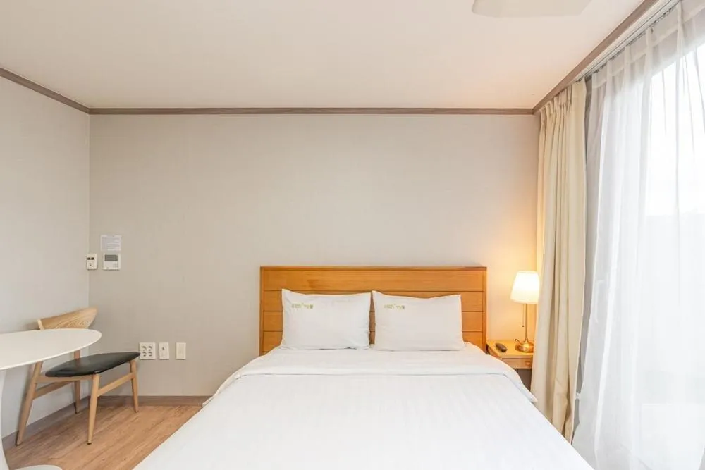 Bed in Jeju Aewolae Hyuyang Pension