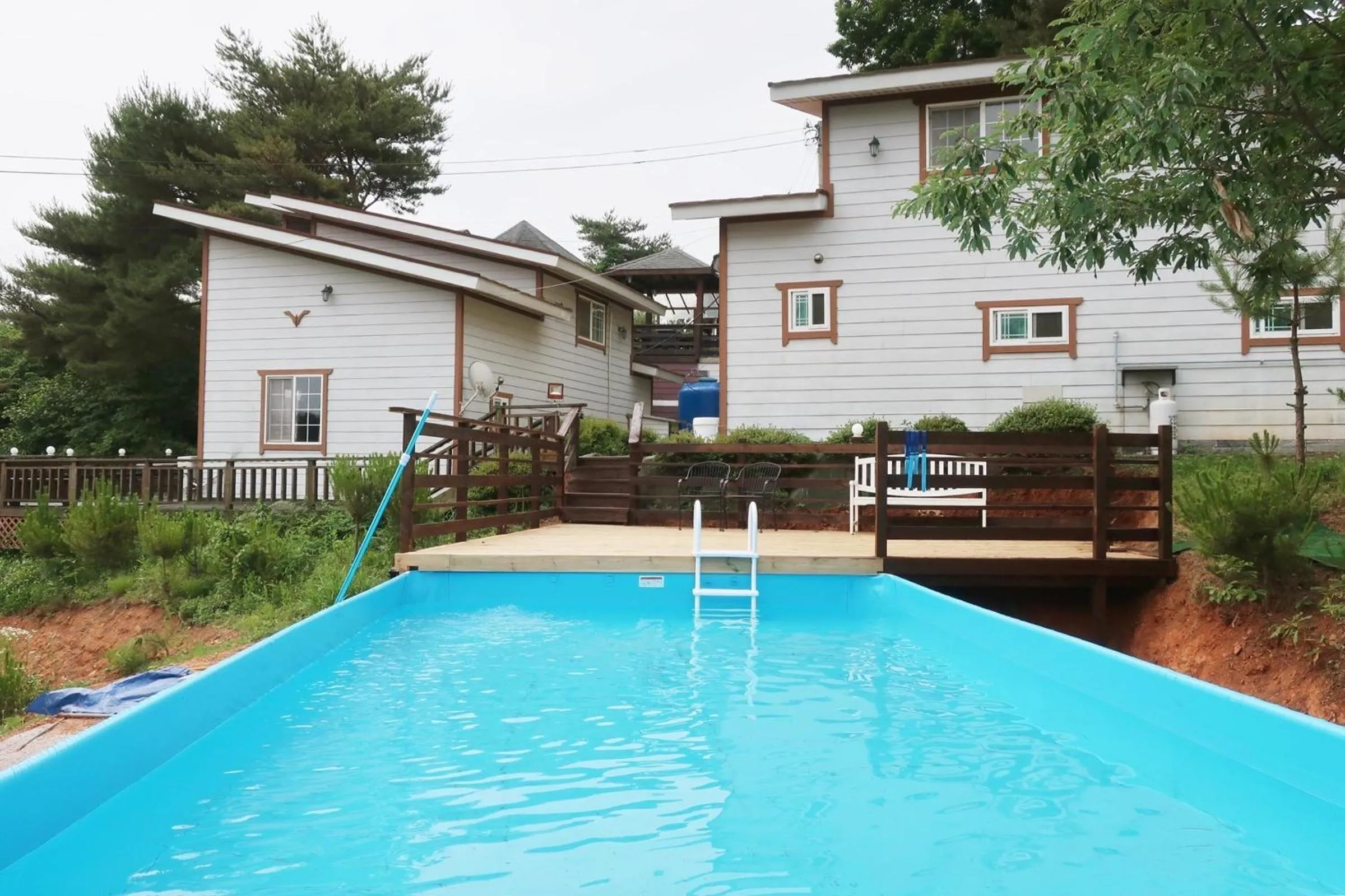 Taean Anmyeondo Geuttaegeu Pension