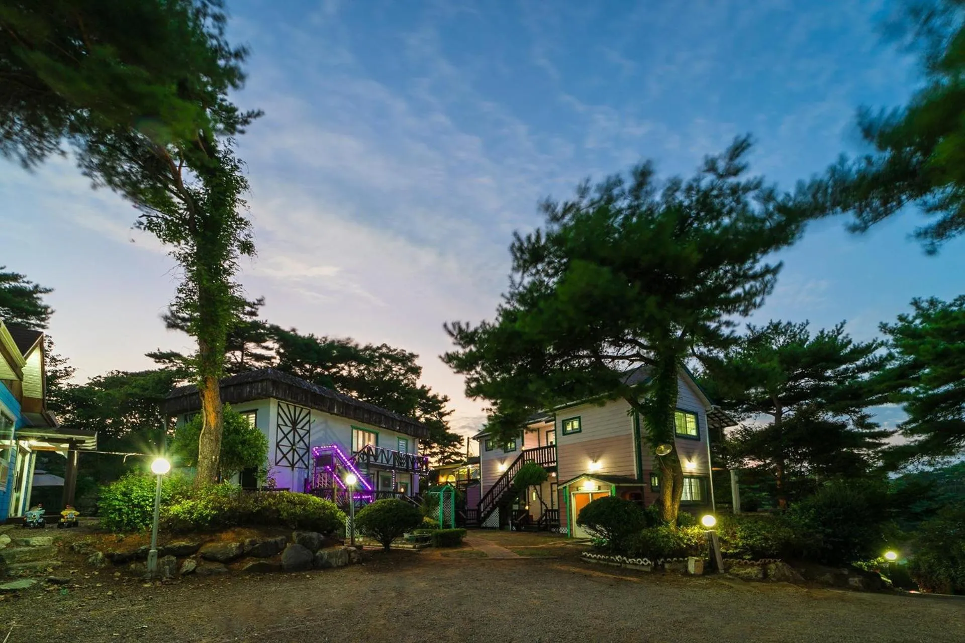 Taean Anmyeondo Geuttaegeu Pension