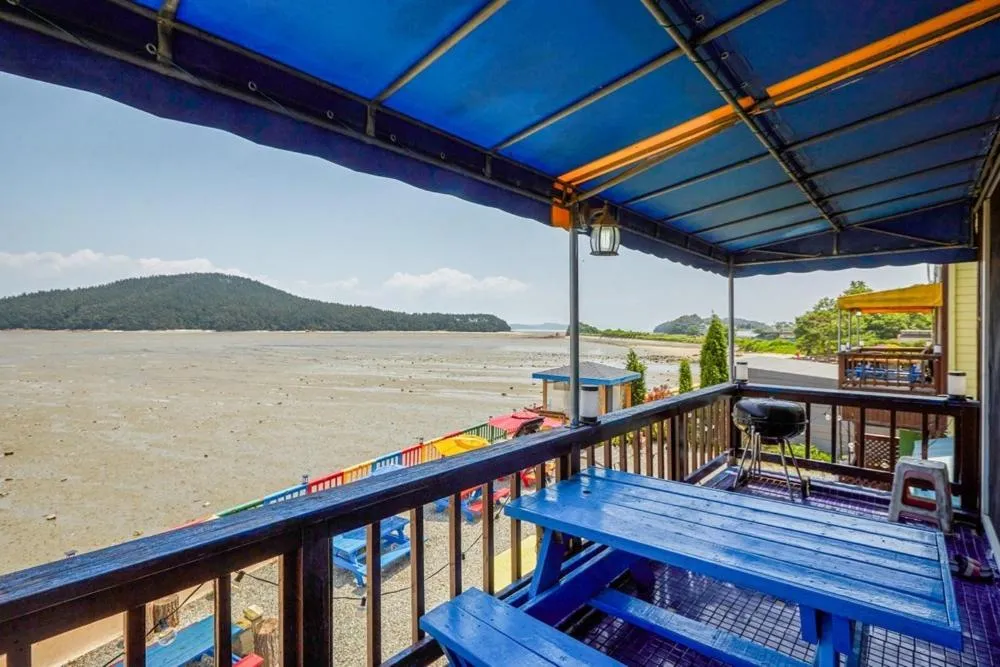 Taean Rainbow Pension