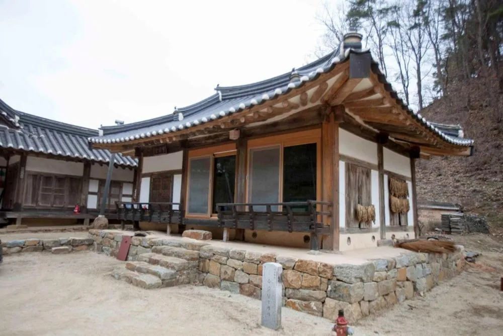Sujoldang Hanok Guesthouse