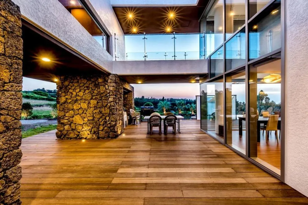 Jeju Mia Private Pool Villa large outdoor warm pool