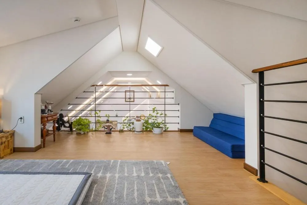 Bed in Namhae Boolgeun Noeul Pool Villa