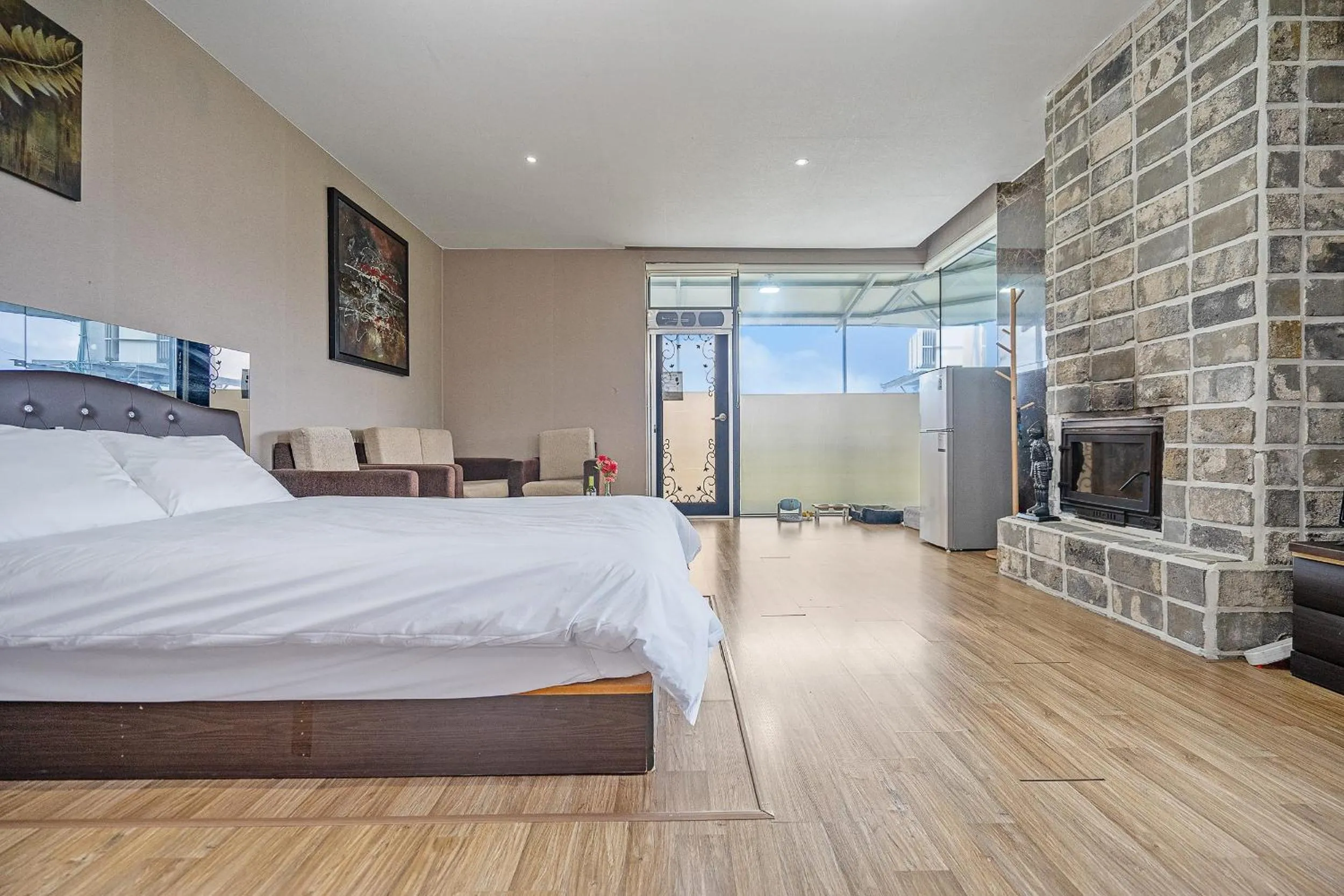 Bed in Kyeongju JS Pet Poolvilla