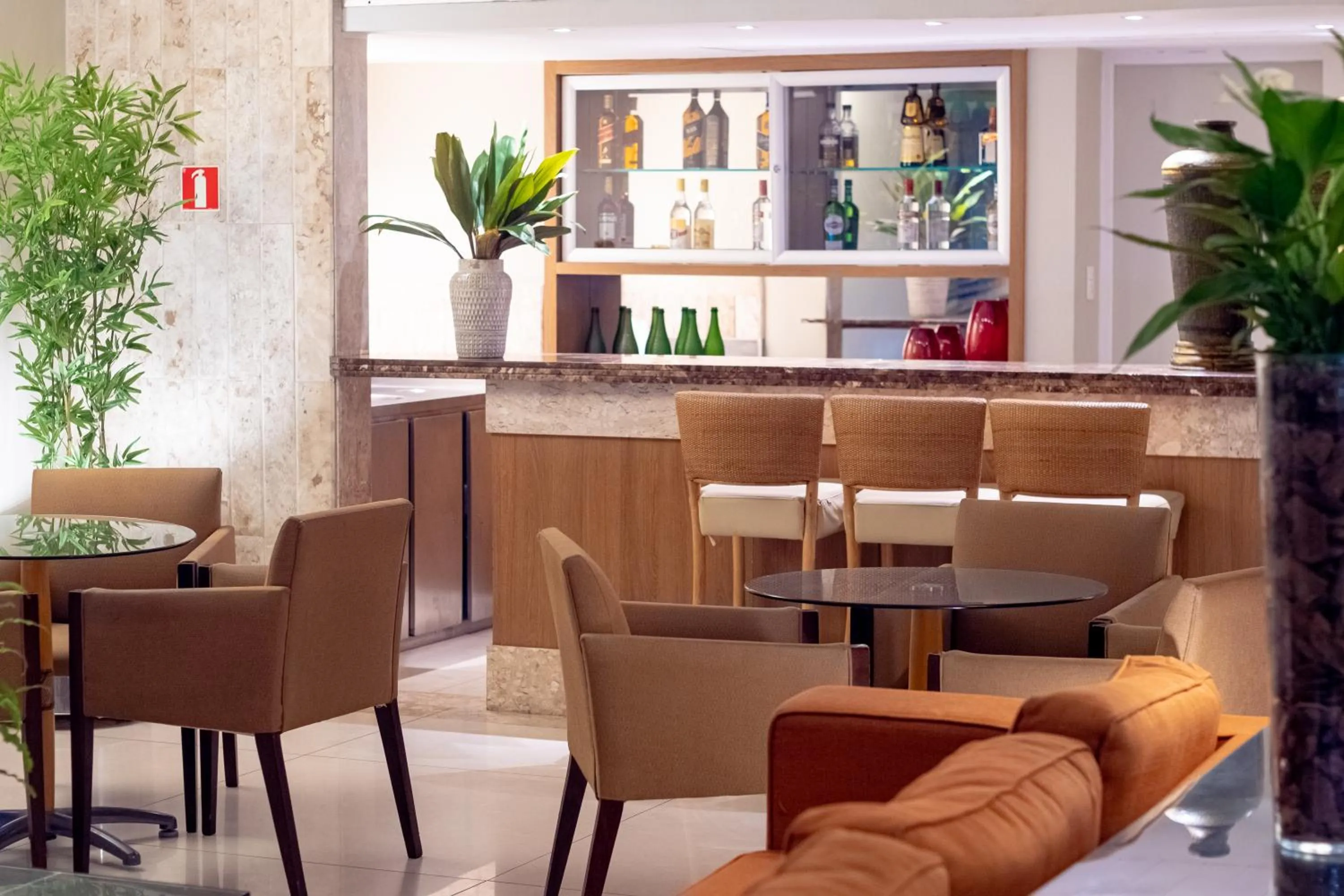 Lounge or bar in Portobello Ondina Praia