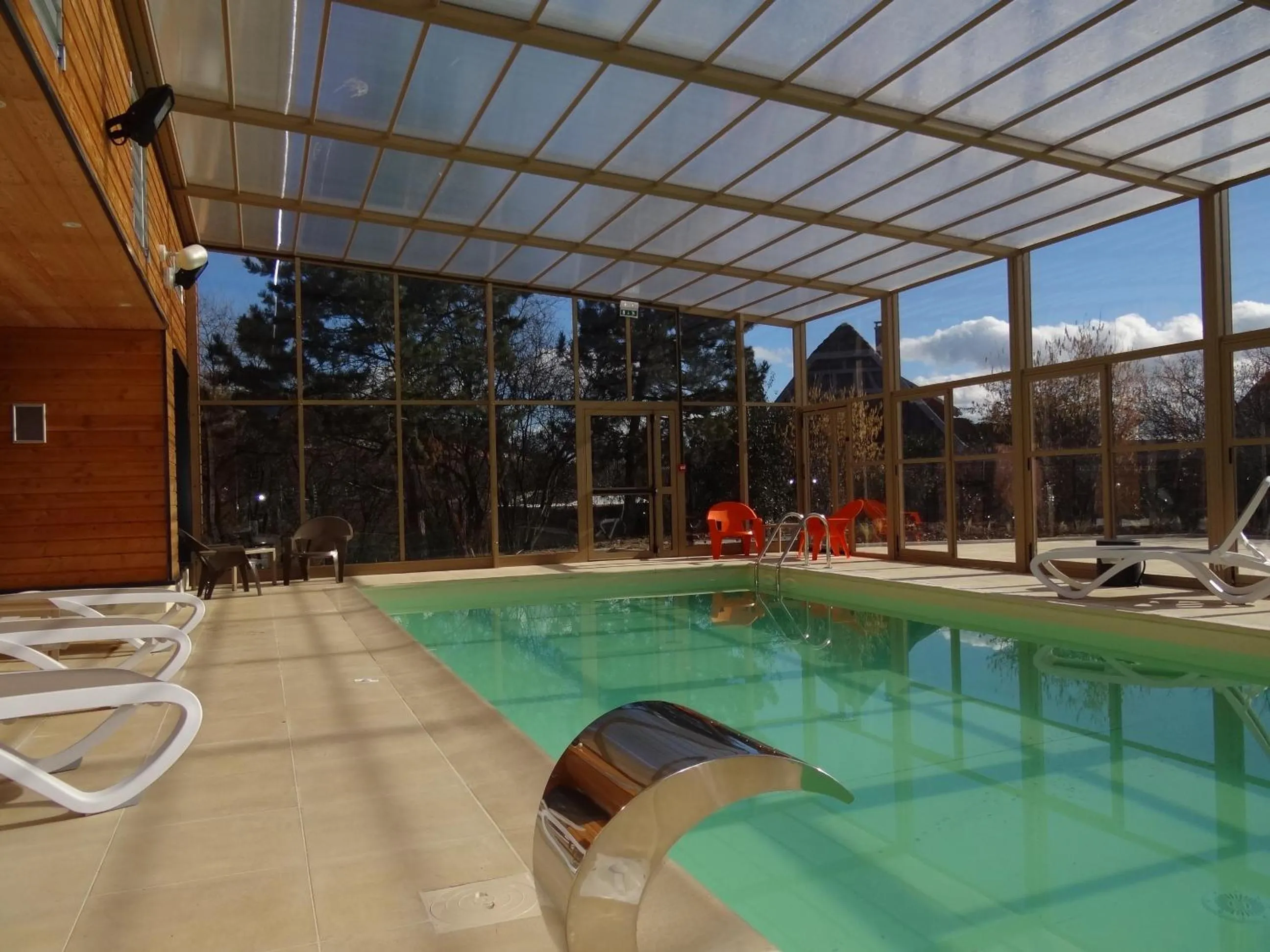 Swimming pool in VVF Plaine d'Alsace Obernai Strasbourg