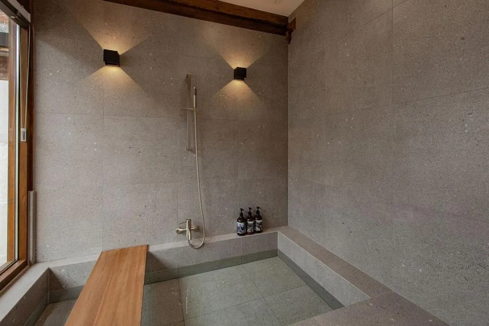 Jeonju Pungryu House