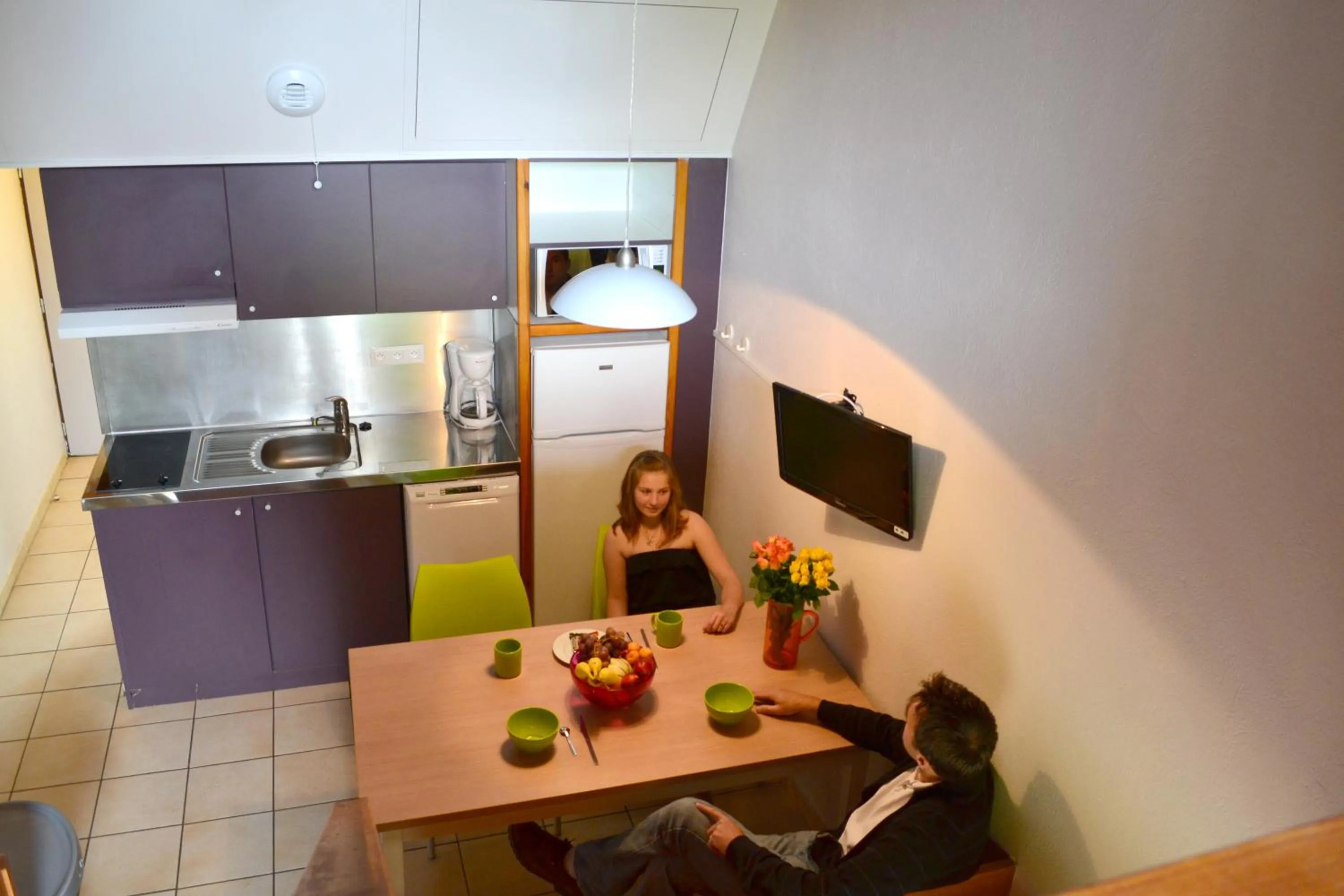 Kitchen or kitchenette in VVF Les Ecrins Champsaur