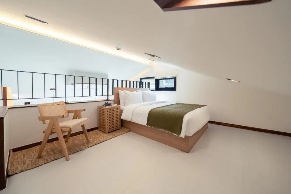 Bed in Gyeongju Yeonjeong Pool Villa