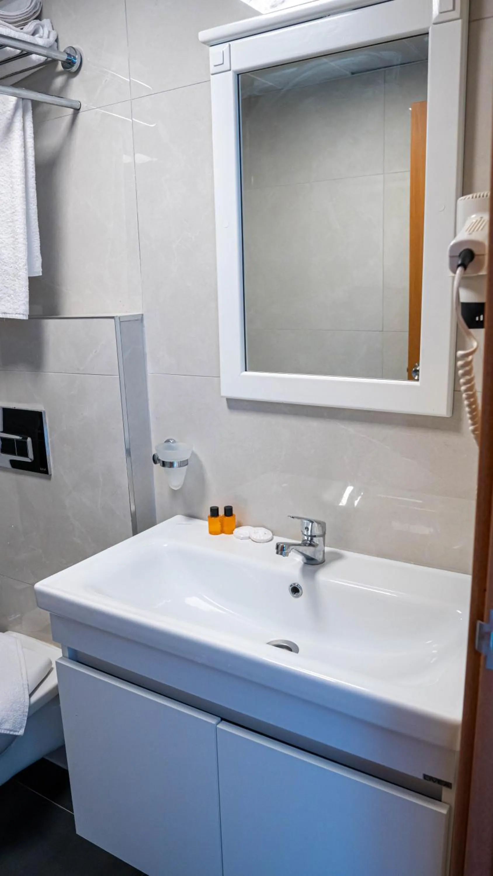 Honeymoon Beach Otel