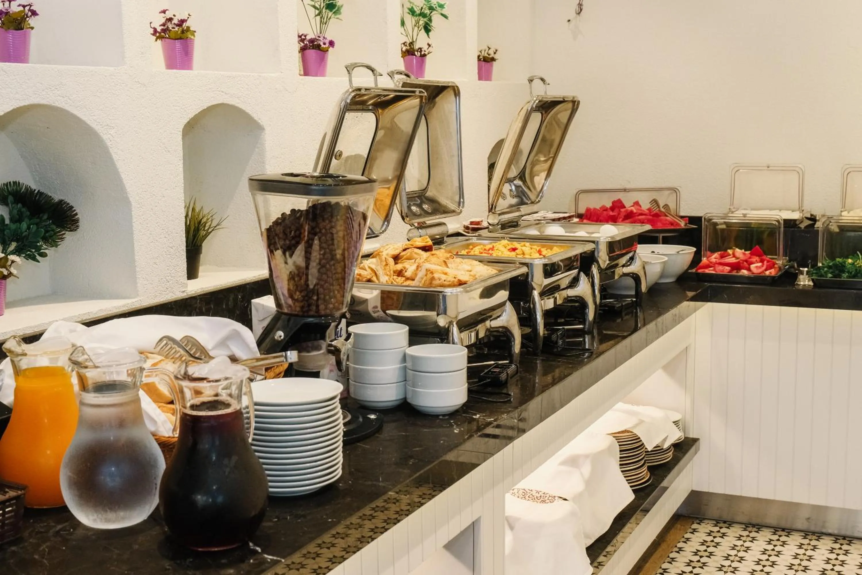 Breakfast in Honeymoon Beach Otel