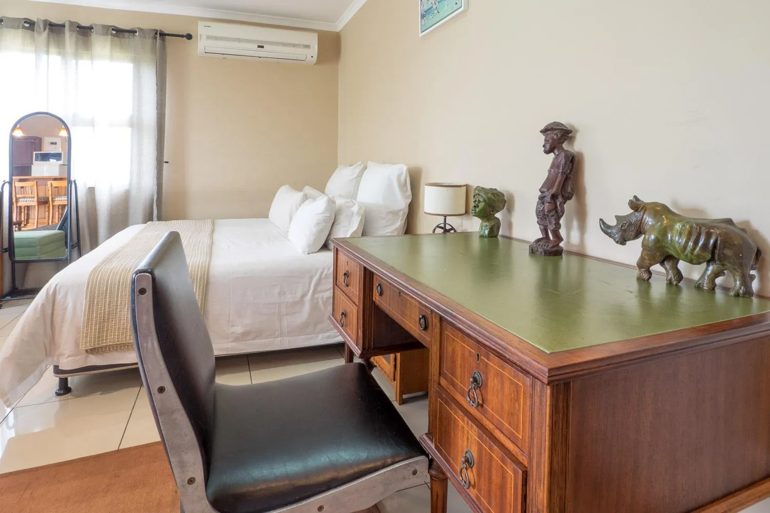 Bed in Carrington Guest House