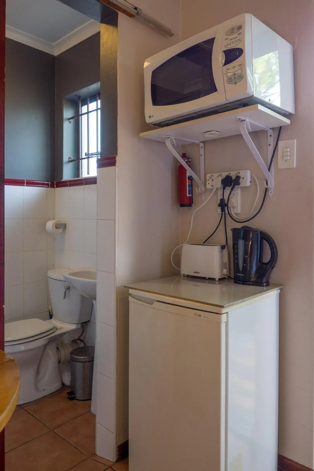 Kitchen or kitchenette in Carrington Guest House