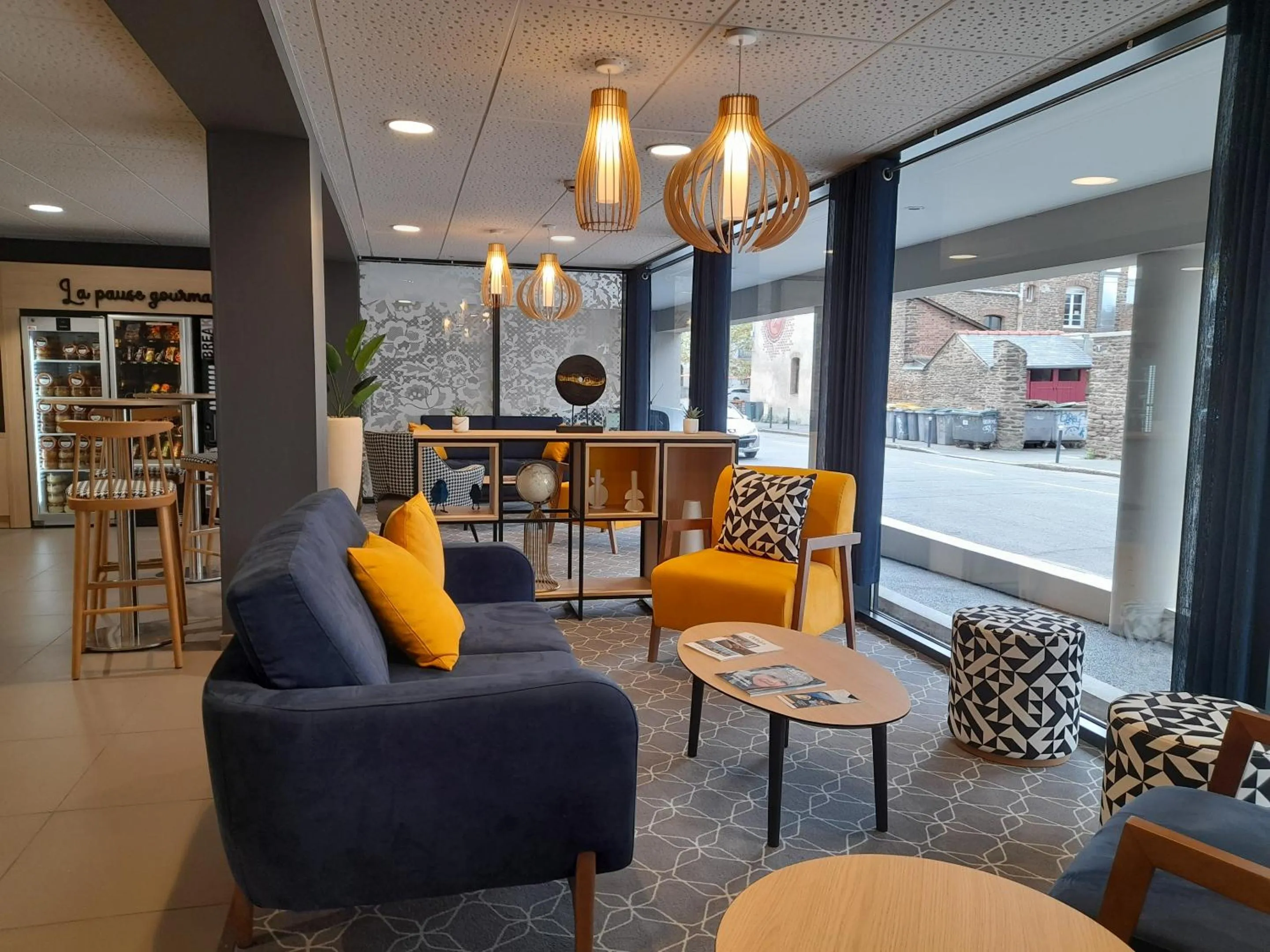 Lobby or reception in Appart Hotel Odalys City Rennes Lorgeril