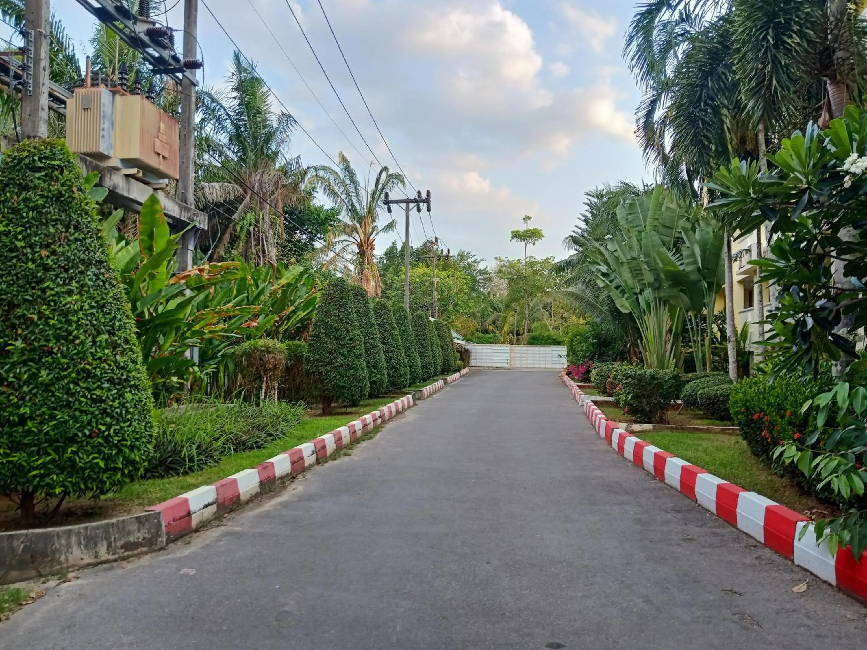 Street view in Successive BeachFront ,Krabi