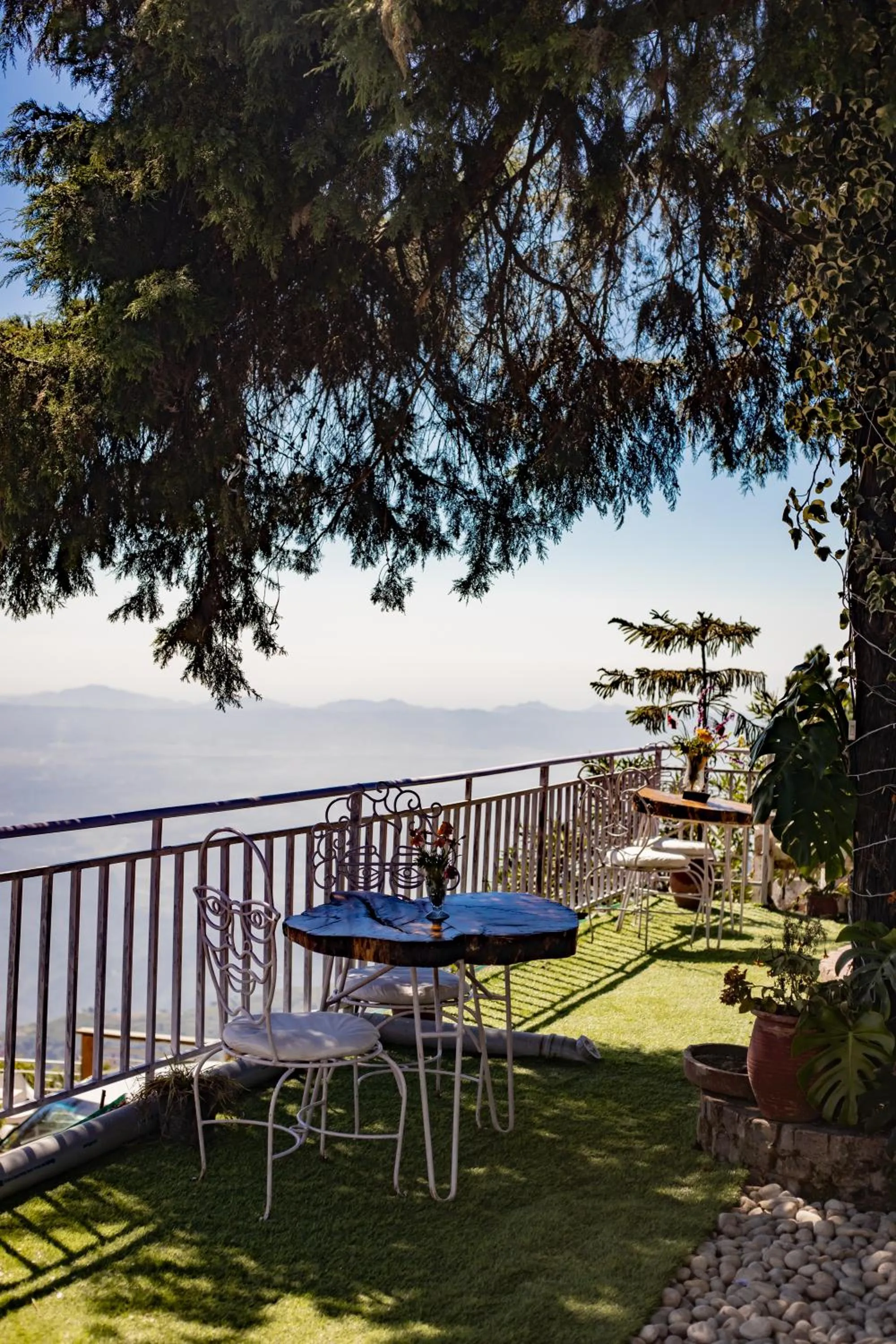 Balcony/Terrace in Seclude Mussoorie, Winterline
