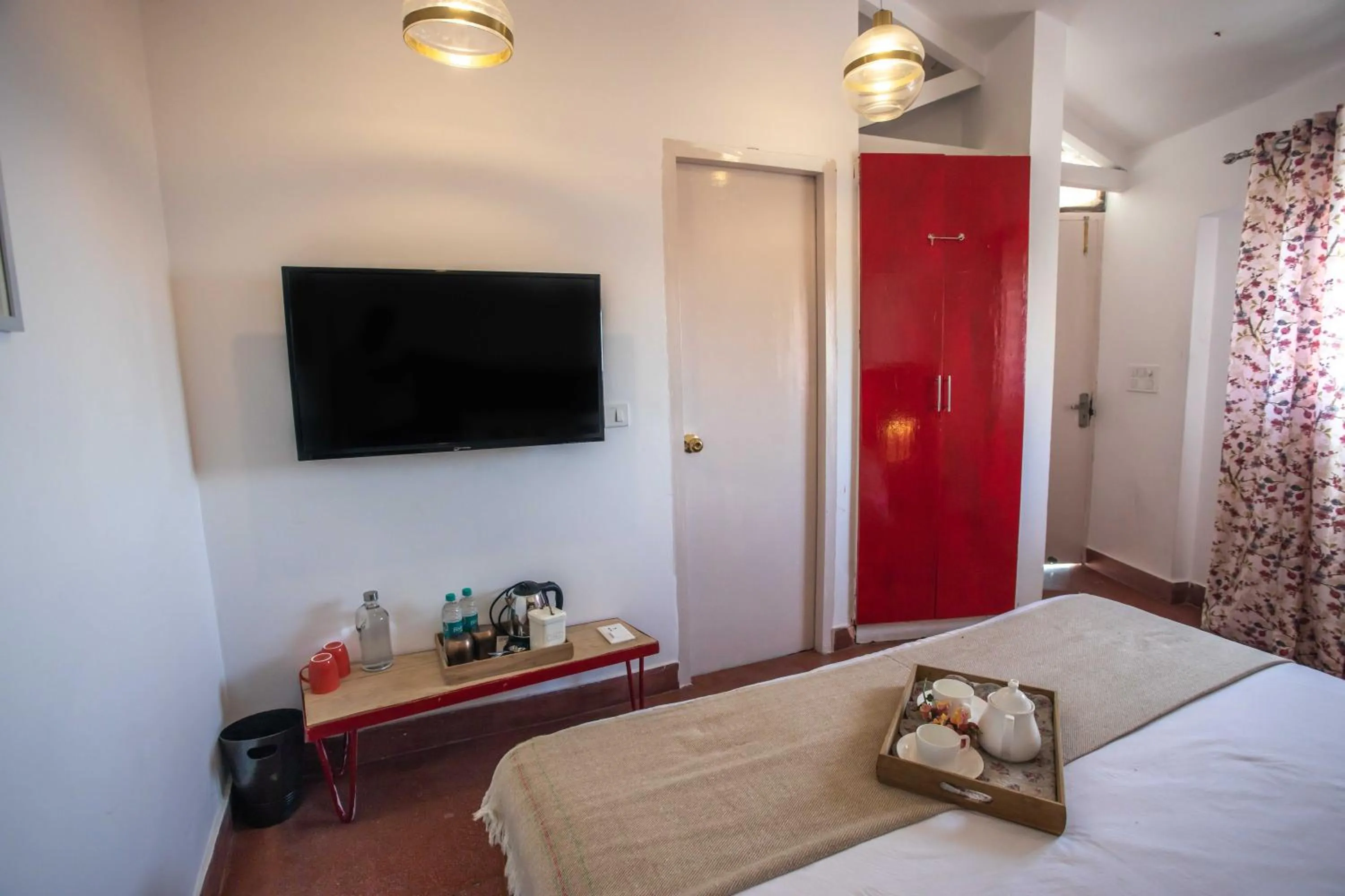 Bed in Seclude Mussoorie, Winterline