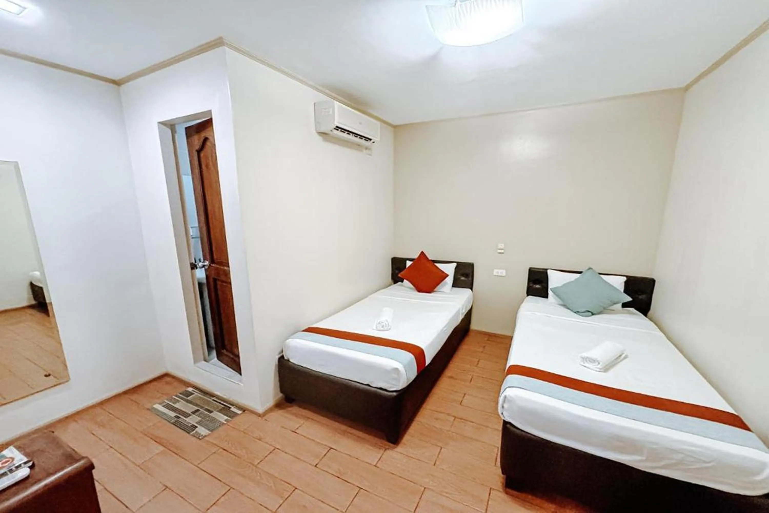 Photo of the whole room, Bed in Casa Luciana Hotel