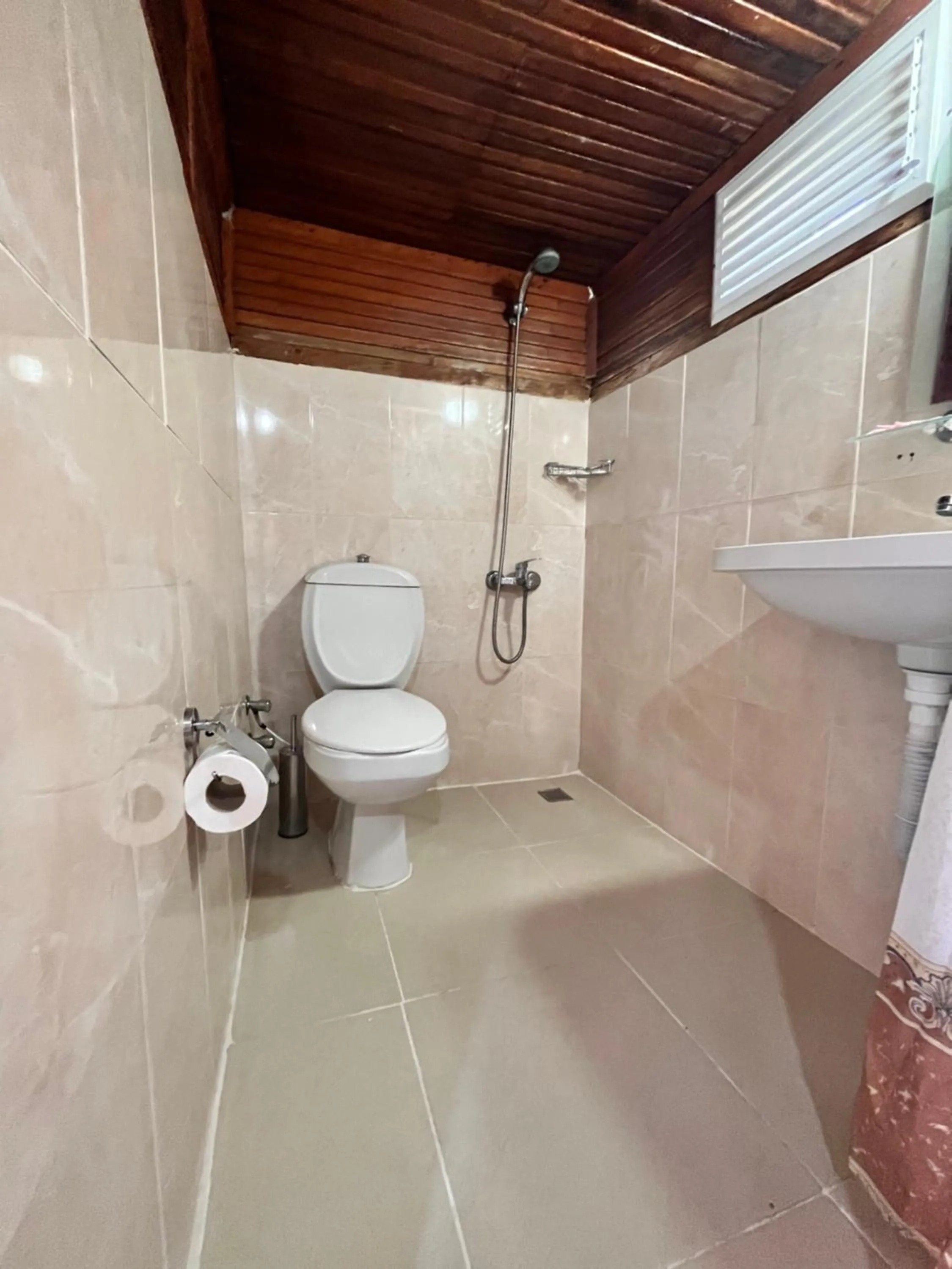 Shower in Imeros Hotel Beldibi