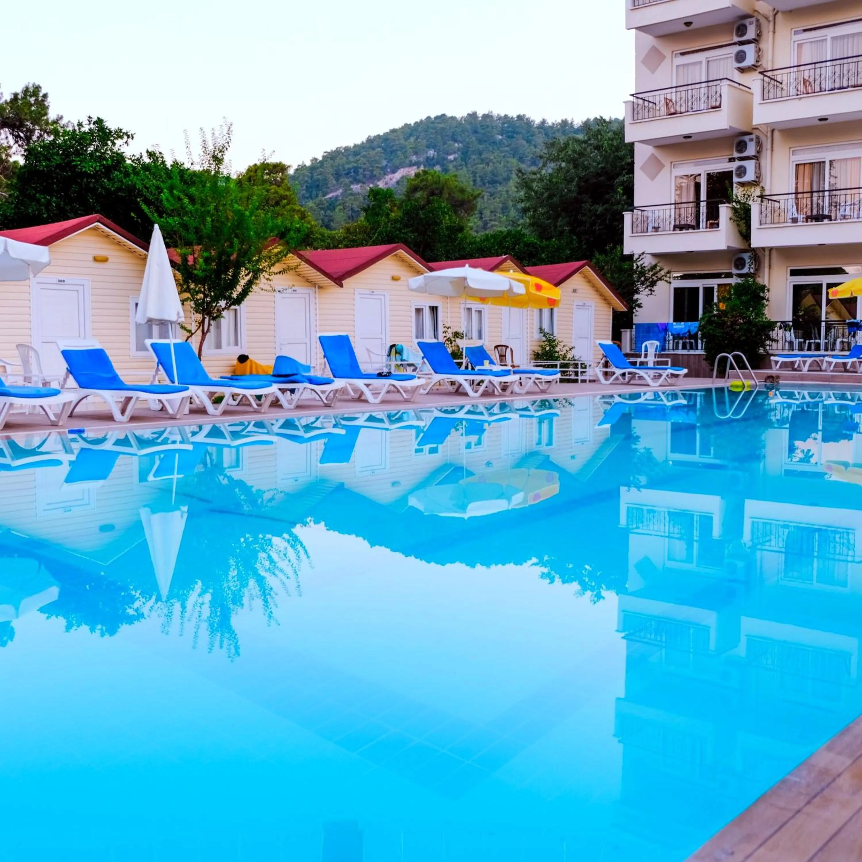 Swimming pool in Imeros Hotel Beldibi