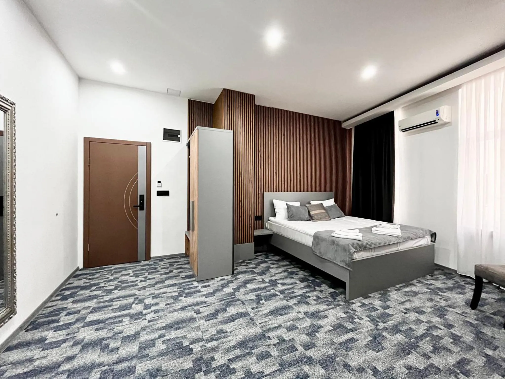 Photo of the whole room, Bed in Residence Inn Orijent