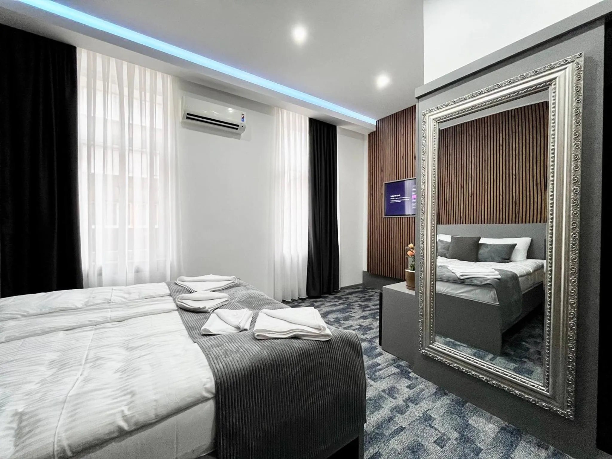 Bed in Residence Inn Orijent