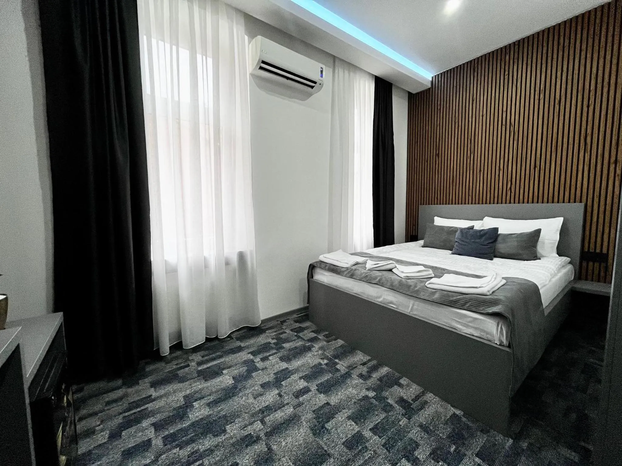 Bed in Residence Inn Orijent