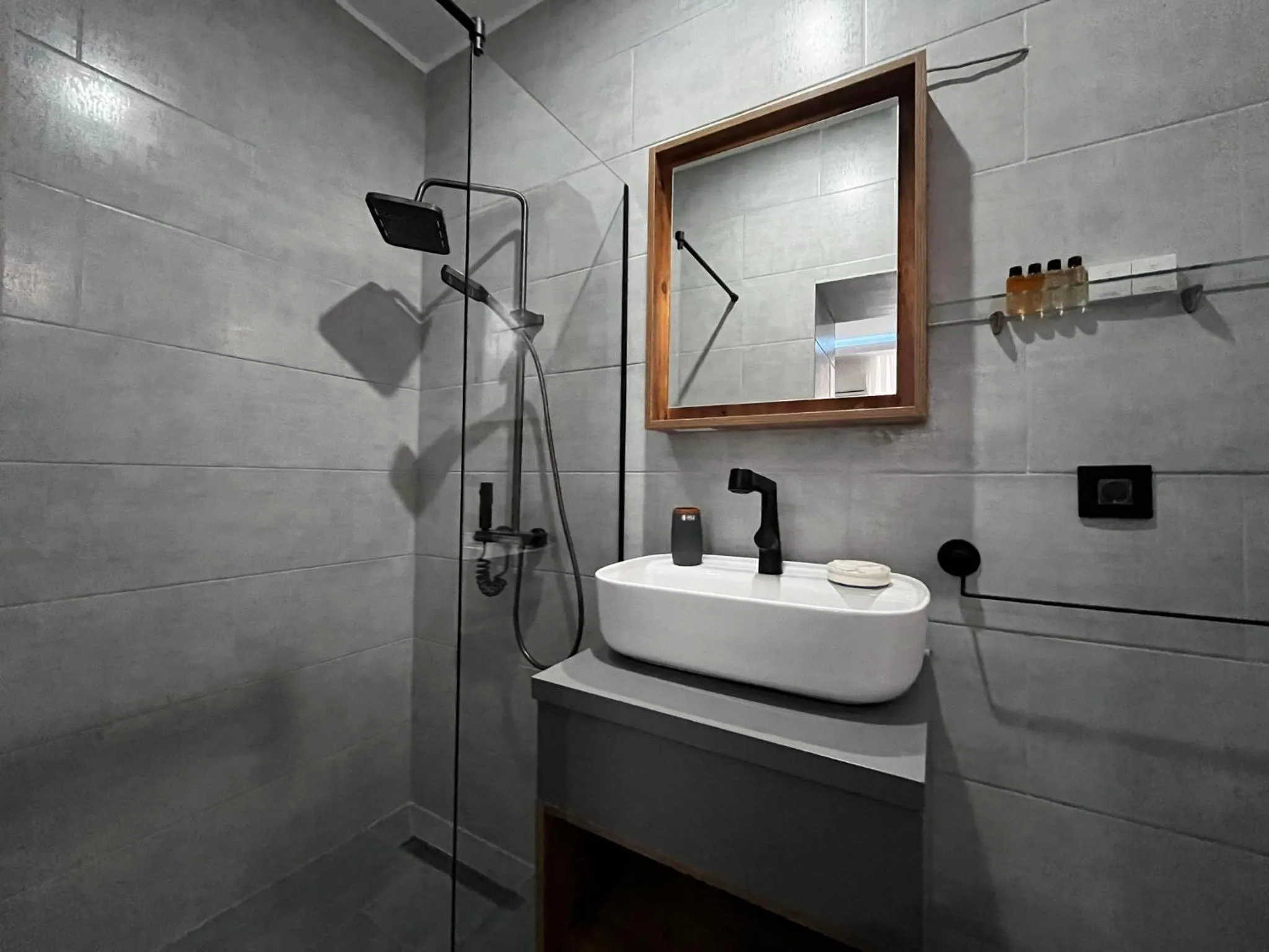 Shower in Residence Inn Orijent