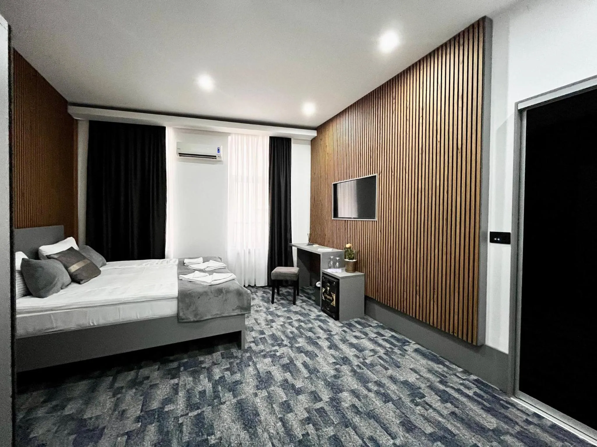 Bed in Residence Inn Orijent