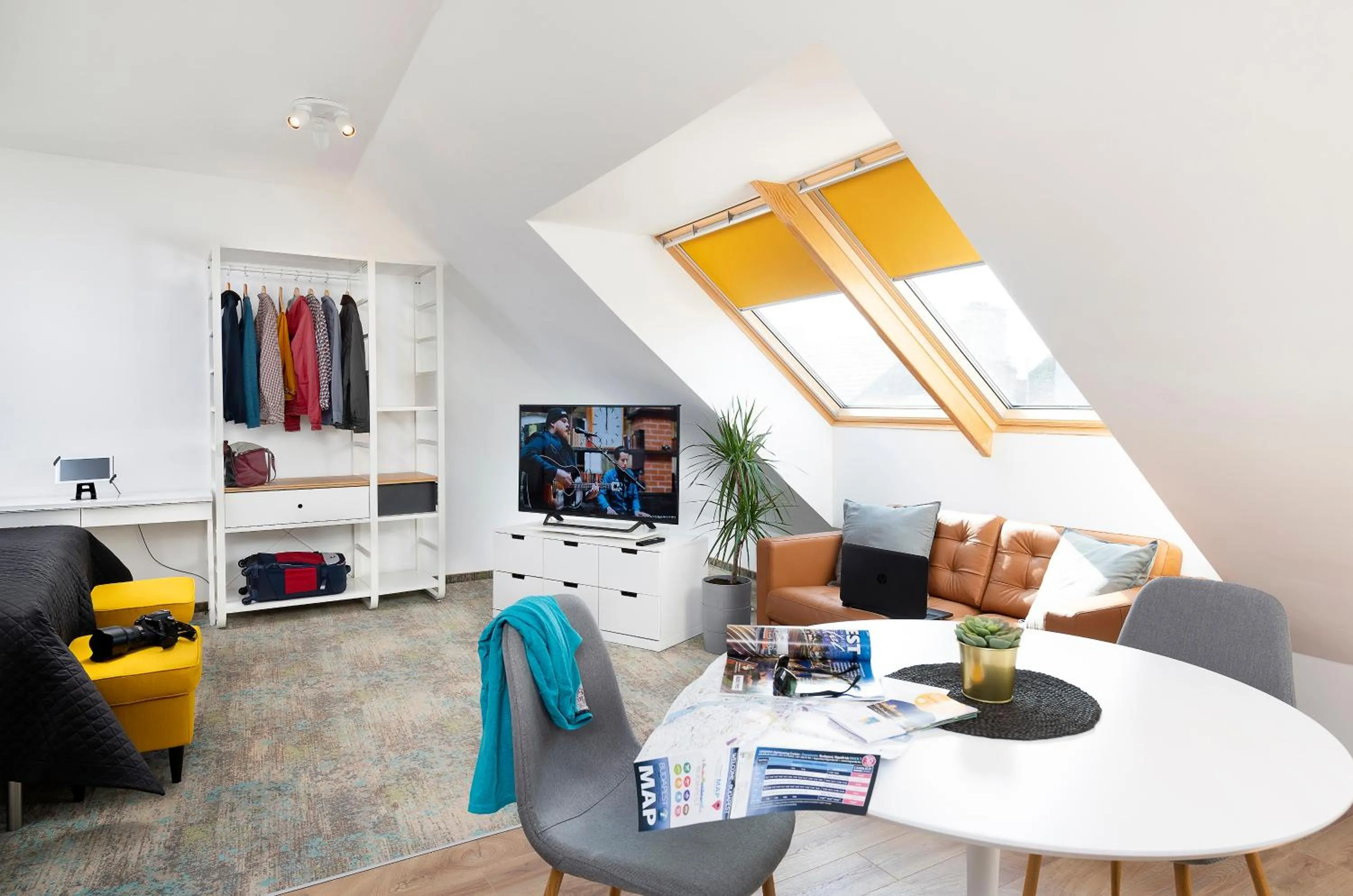 Seating area in Bo33 Hotel Family & Suites