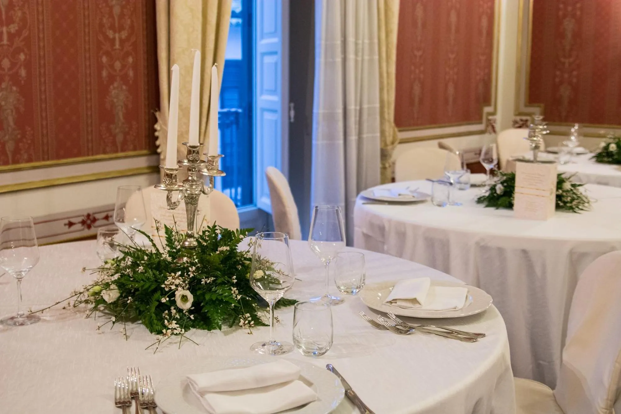 Restaurant/places to eat in Palazzo Bella