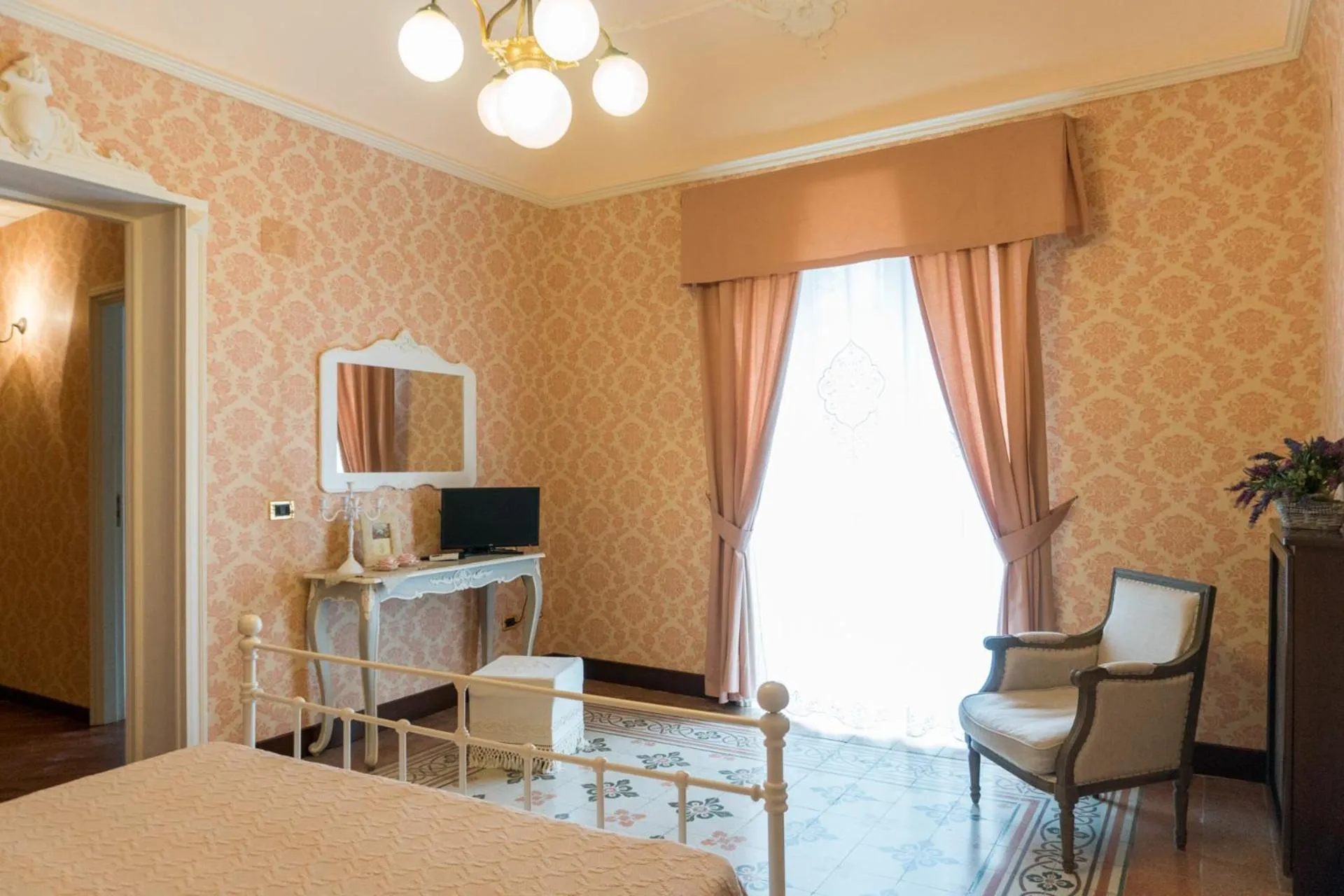 Bed in Palazzo Bella