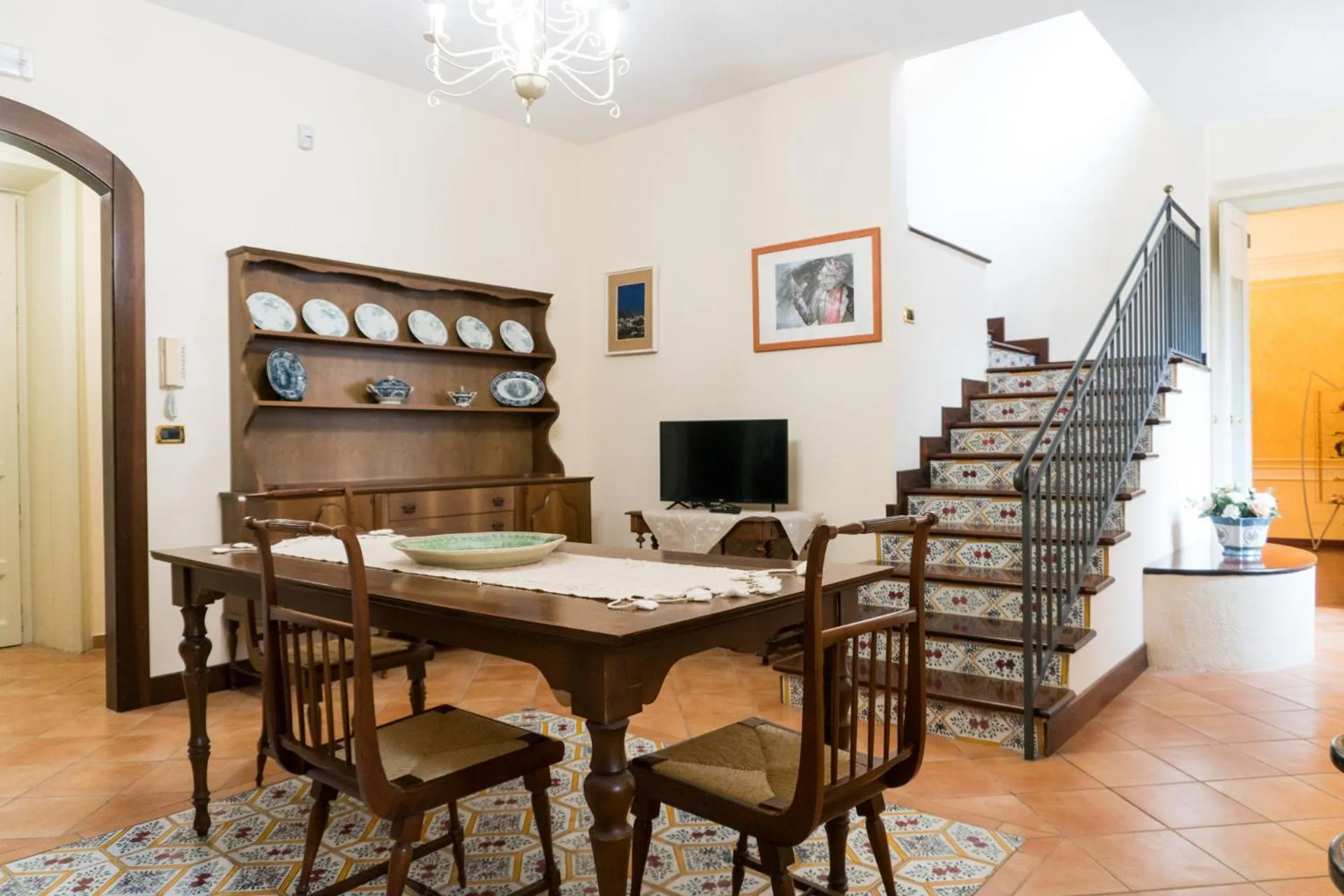 Restaurant/places to eat in Palazzo Bella