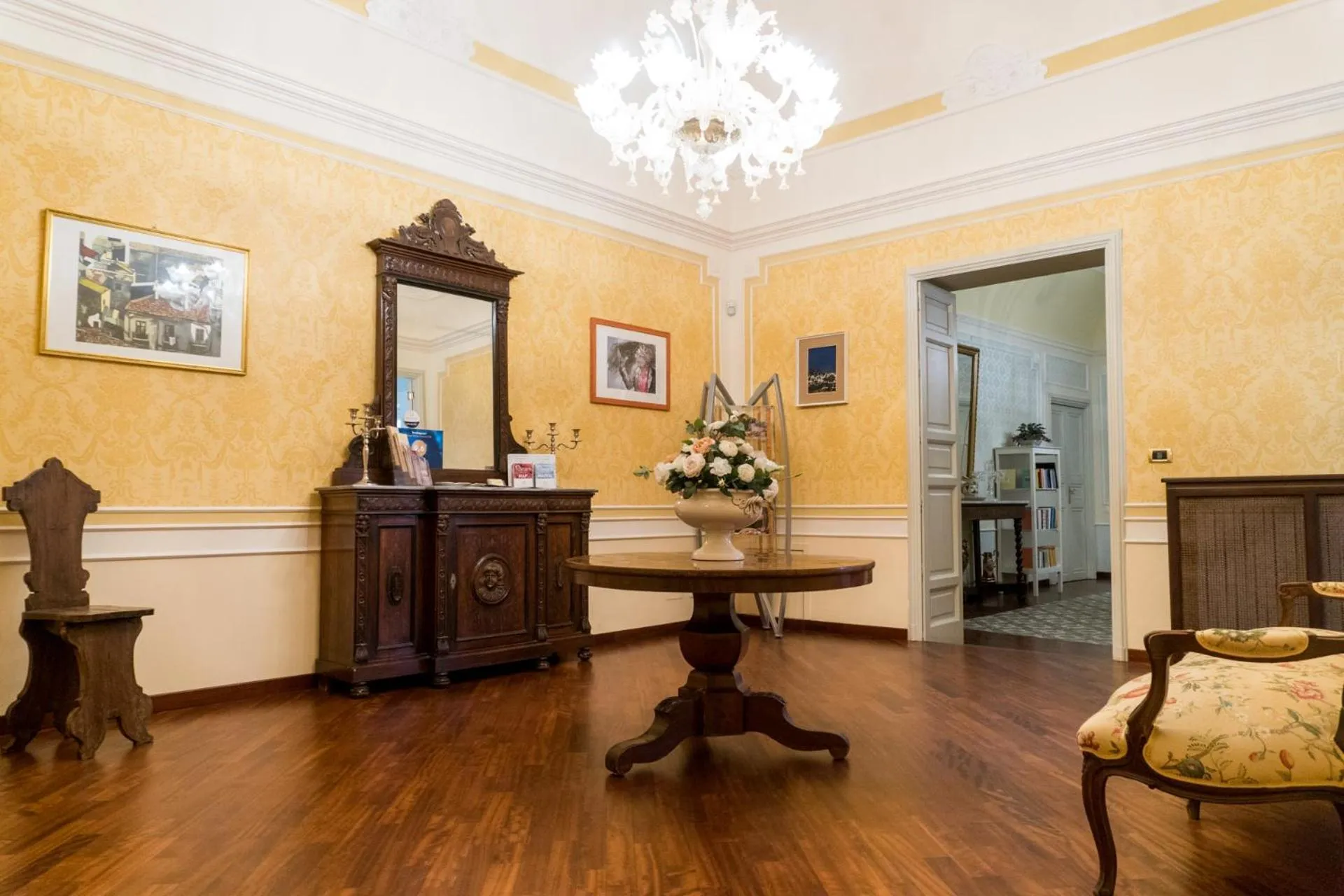 Living room in Palazzo Bella